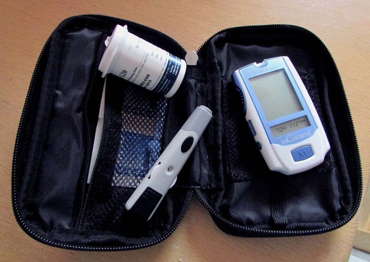 Diabetes Checking Machine